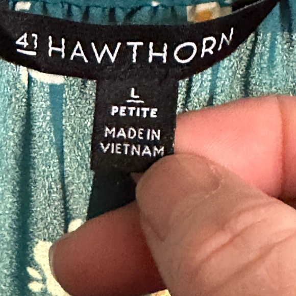 41 Hawthorn Green Floral Cap Sleeves V Neck Blouse Top Large Petite - Picture 3 of 4